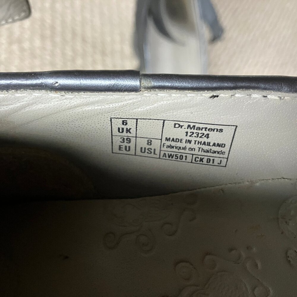 Dr. Martens Patent Leather Heels Vintage Rare - Picture 8 of 10
